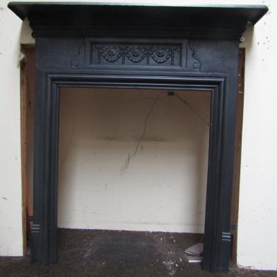 Antique Edwardian cast iron stove fire surround - Full 